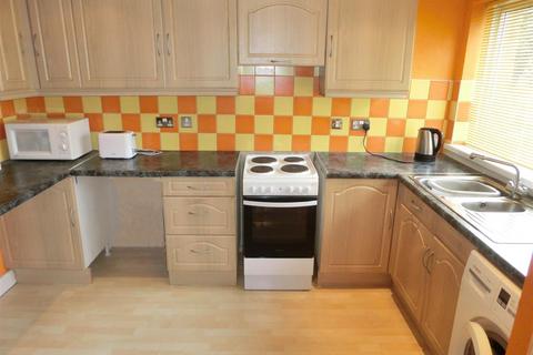 65 Ashdale Drive, Birmingham, B14 4TX