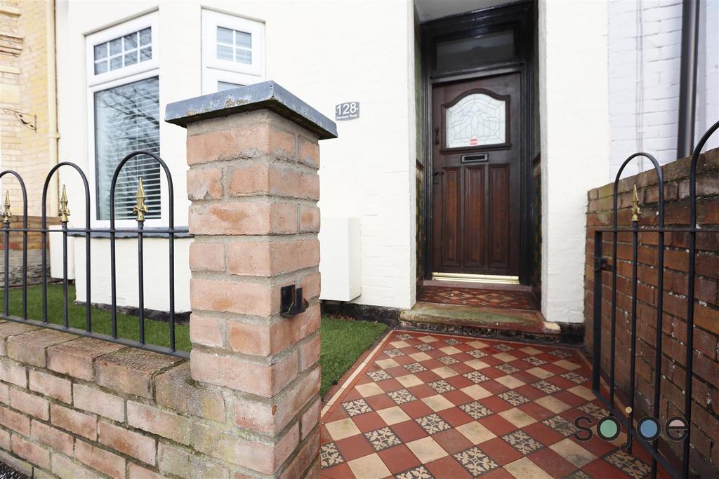 Denmark Road, Lowestoft 3 bed terraced house £1,500 pcm (£346 pw)