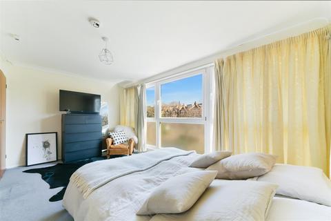 83 Lambton Road, Raynes Park, London, SW20 0LW