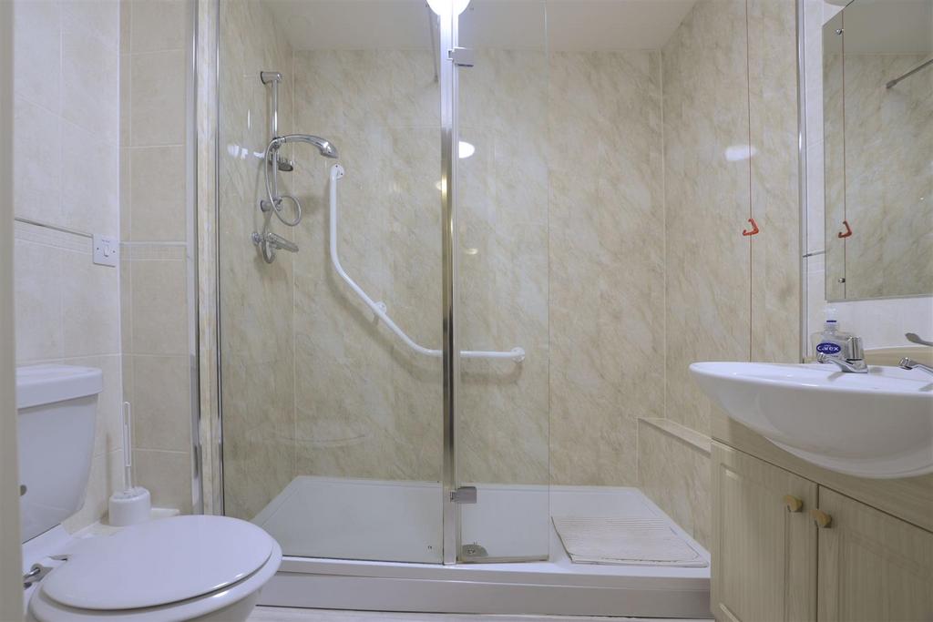 Shower room.jpg