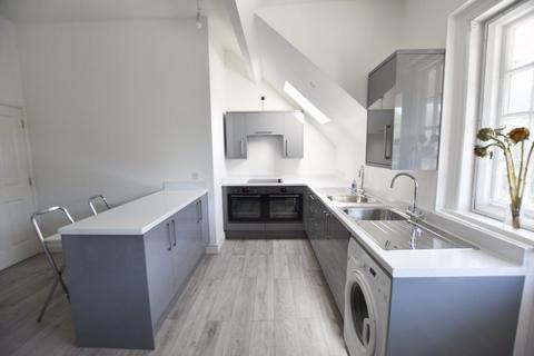 5 bedroom apartment to rent - London Road, Leicester
