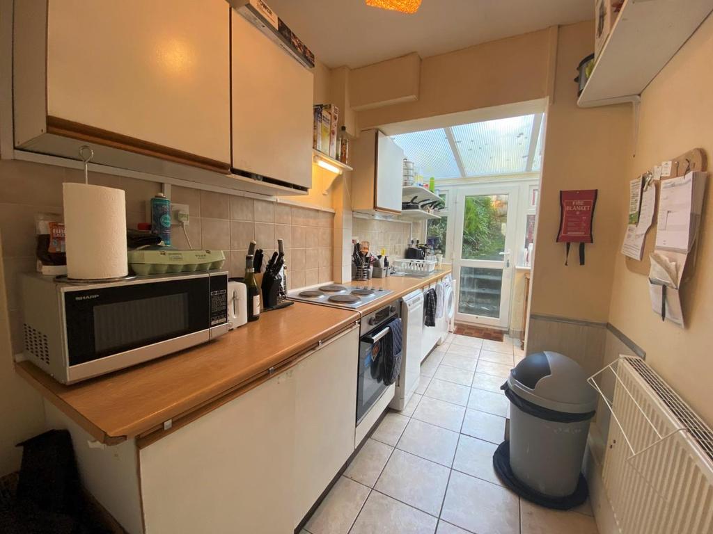 Trevethan Road, Falmouth 3 bed house £1,770 pcm (£408 pw)
