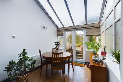 3 Ivanhoe, Whitley Bay, NE25 9AW