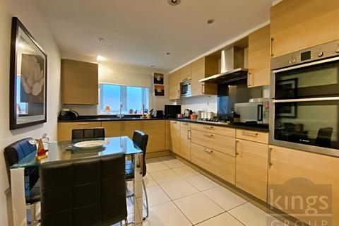 2 bedroom apartment for sale - Slades Hill, Enfield