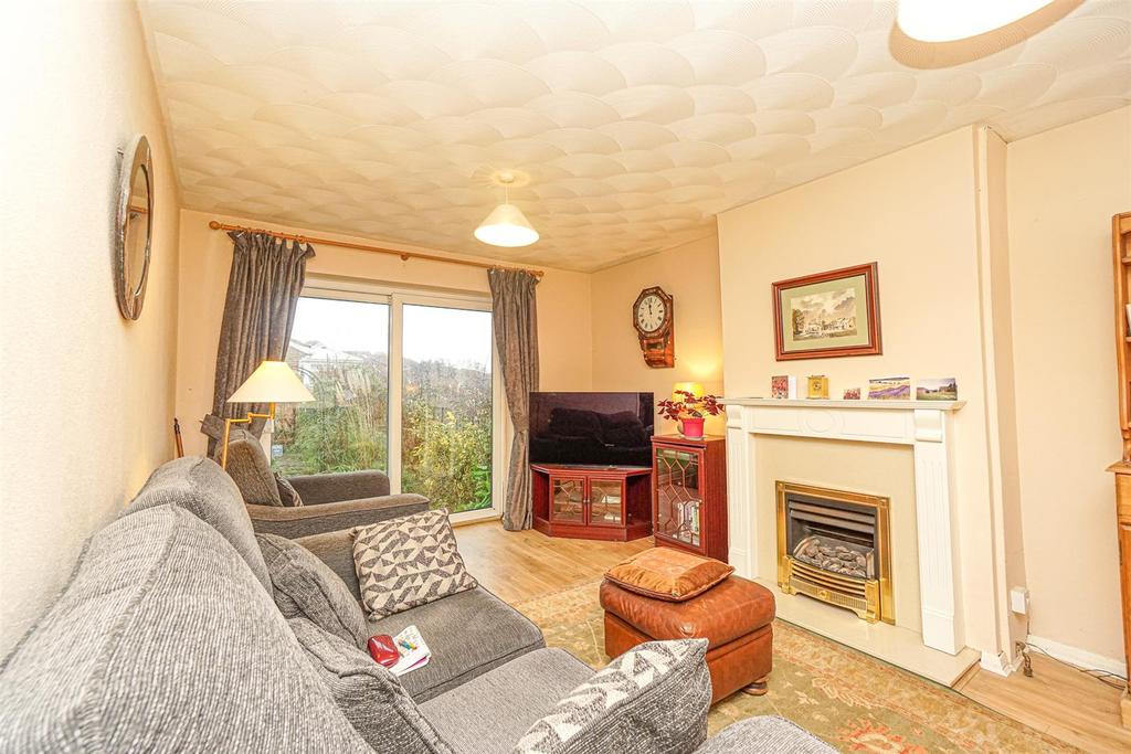 Fern Road, St. LeonardsOnSea 3 bed semidetached bungalow £300,000