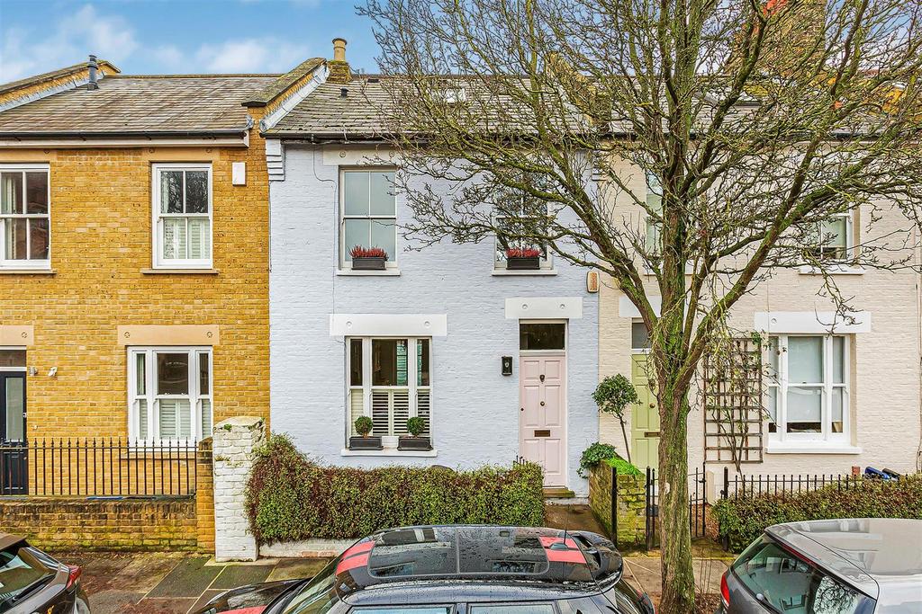 Charles Street, Barnes, SW13 3 bed terraced house £1,225,000