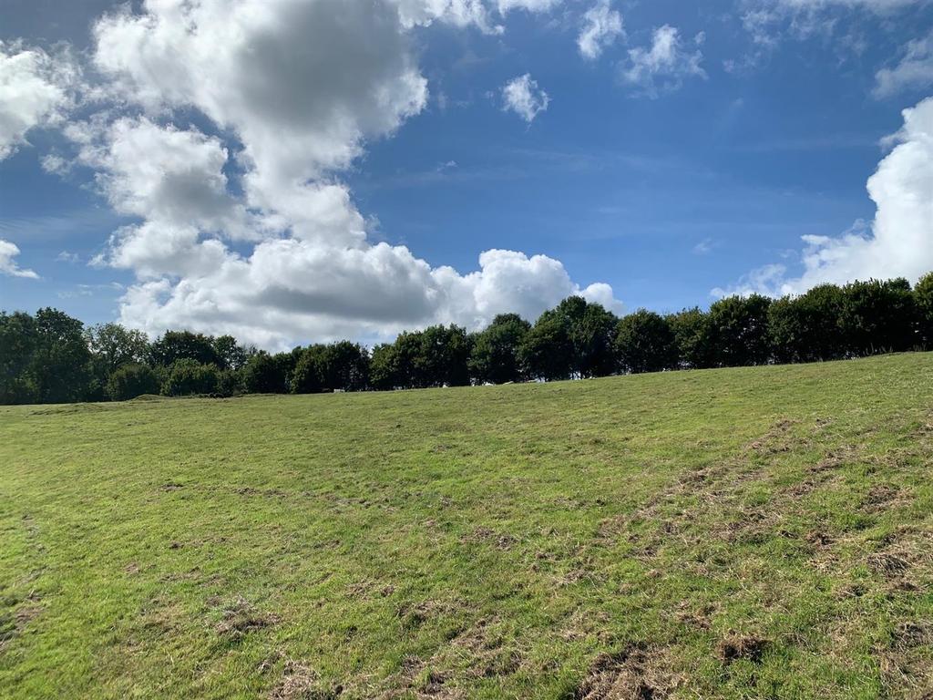 Bickington, Newton Abbot Land £40,000