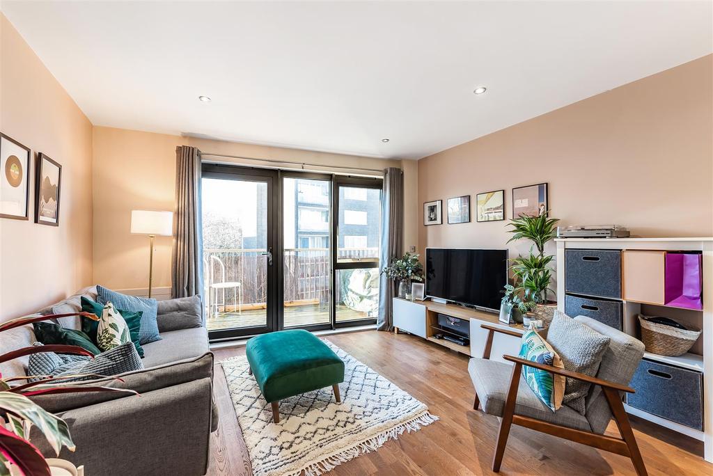 Lawn Road, Belsize Park, NW3 1 bed flat for sale £610,000
