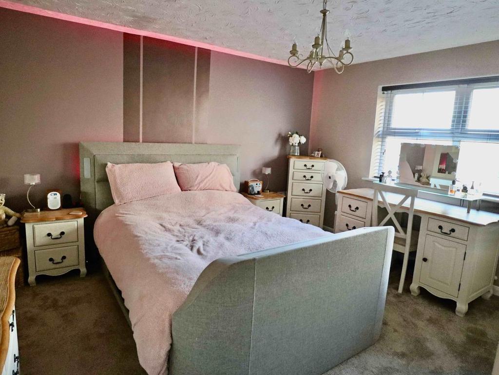 Bedroom 1 (front)