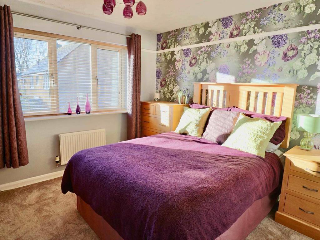 Bed4.jpg