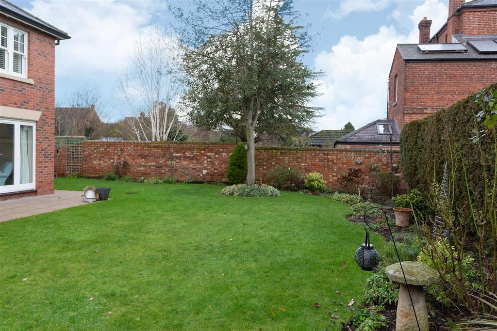 Garden 4.jpg