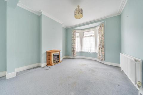 26 Faversham Road, Beckenham, BR3 3PN