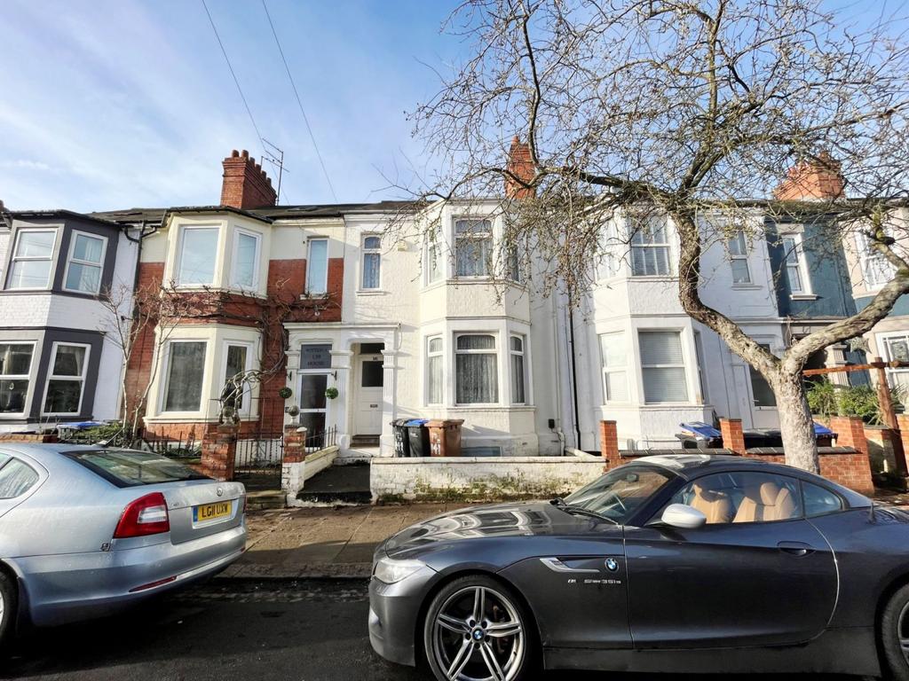 Clarence Avenue, Kingsthorpe, Northampton NN2 6NY 5 bed terraced house