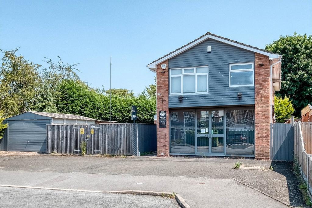 Chesworth Road, Harwood Park, Bromsgrove, B60 2HF 4 bed detached house