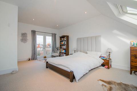 undefined, Radnor Road, Twickenham, TW1