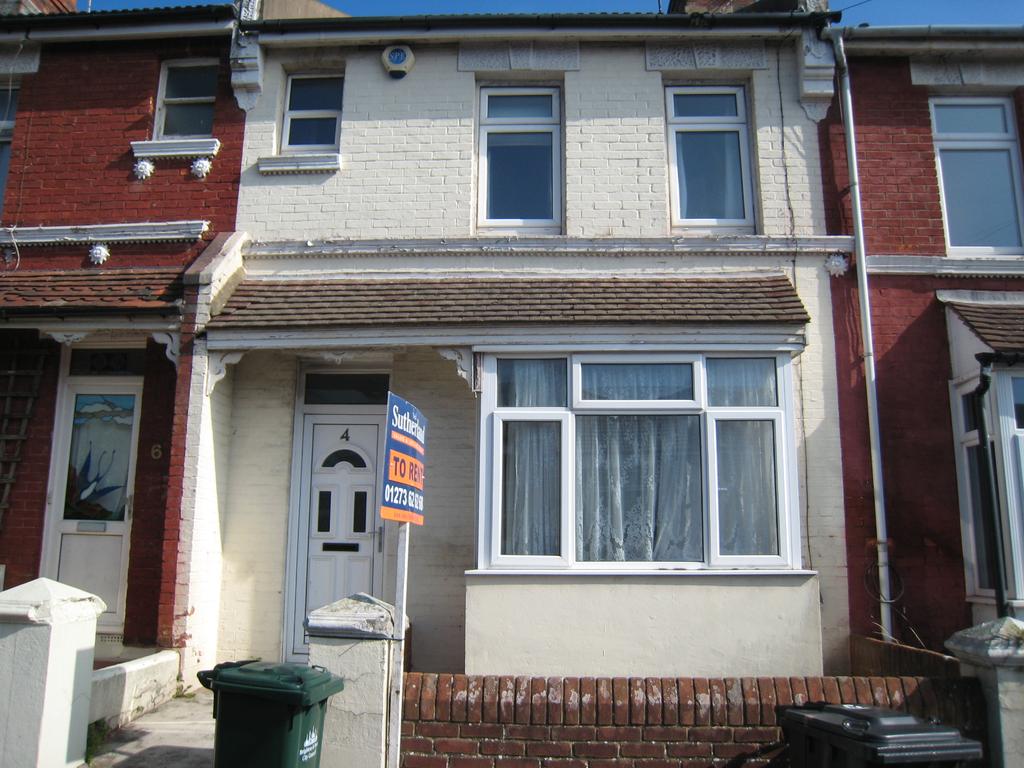 Redvers Road, Brighton BN2 3 bed terraced house £1,968 pcm (£454 pw)