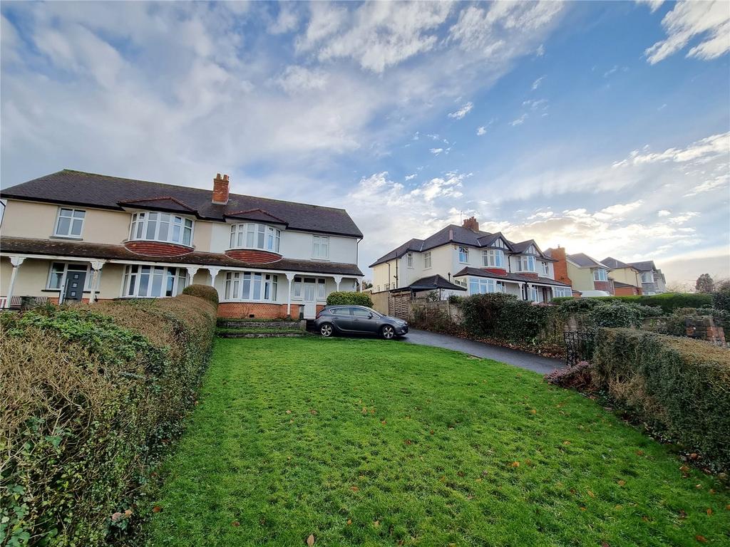 Sticklepath, Barnstaple 4 bed semidetached house £425,000