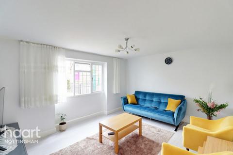 8 Alison Walk, Nottingham, NG3 1NQ