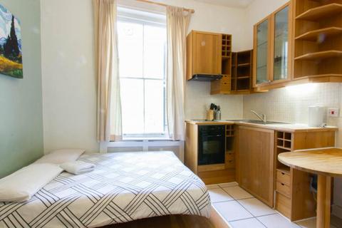 Studio to rent, Gloucester Street, Pimlico, London, SW1V