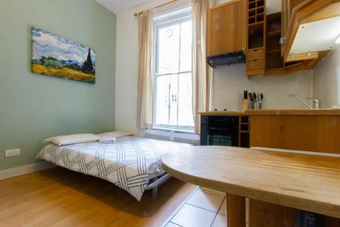 Studio to rent, Gloucester Street, Pimlico, London, SW1V