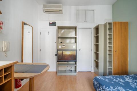 undefined, Gloucester Street, Pimlico, London, SW1V