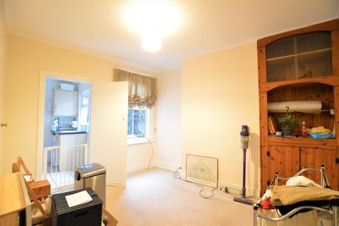 2 bedroom terraced house to rent, Lower Paxton Road, St Albans, AL1