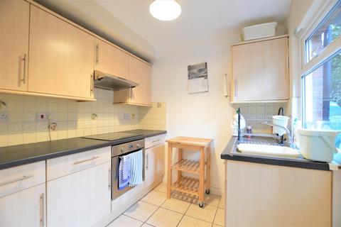 2 bedroom terraced house to rent, Lower Paxton Road, St Albans, AL1