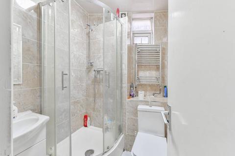 73a Skeltons Lane, London, E10 5BT