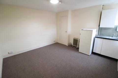 House share to rent, The Grove, Reading, RG1