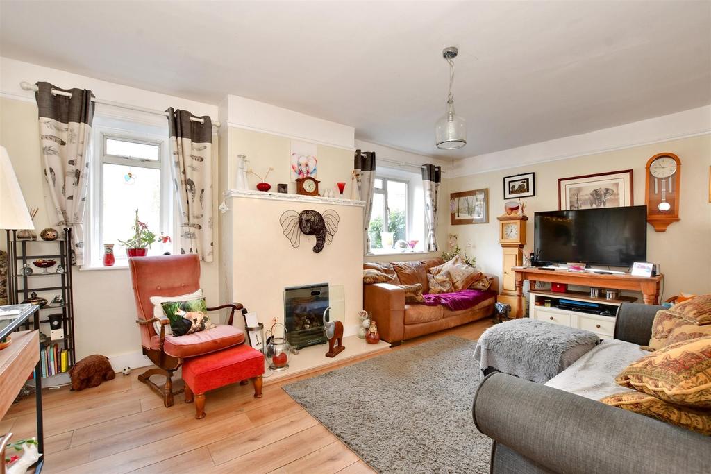 Rotherfield Lane, Mayfield, East Sussex 3 bed semidetached house £