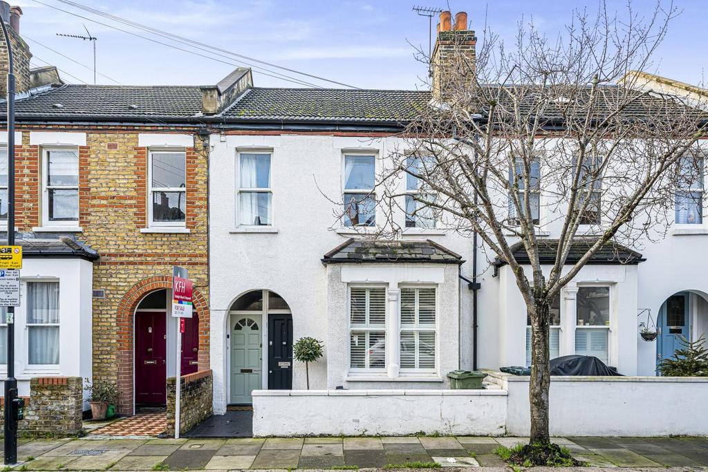 Althea Street, Fulham 2 bed flat - £650,000