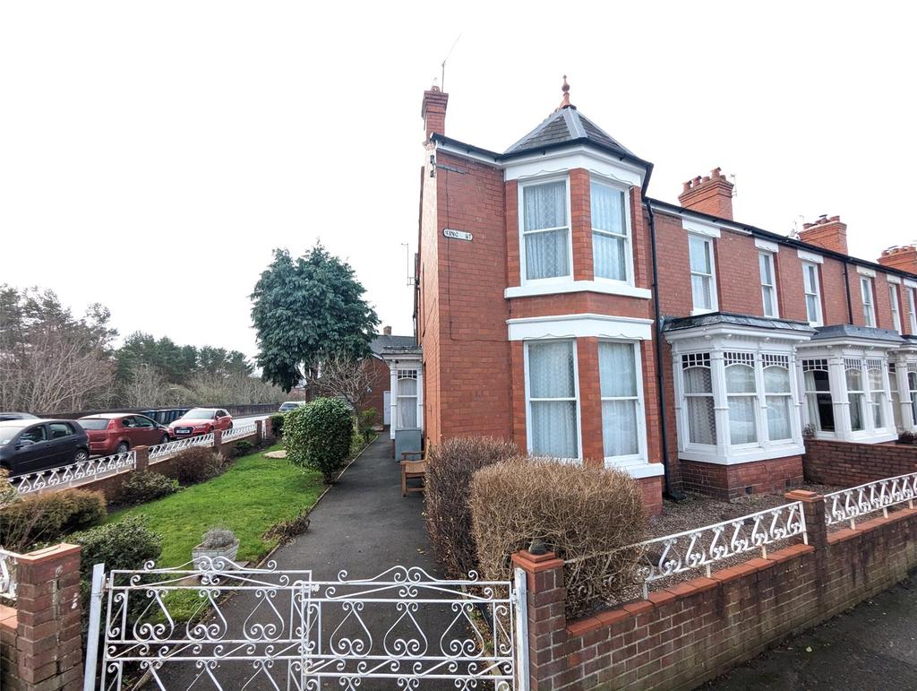 King Street, Shrewsbury, Shropshire, SY2 4 bed end of terrace house £