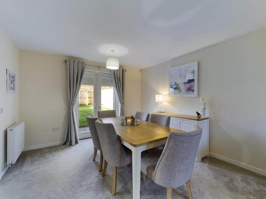 Drumbeg Road, PA7 3 bed detached house for sale £270,000