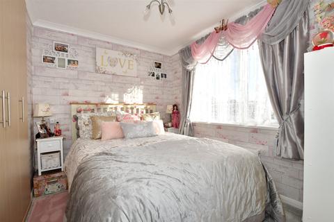 2 bedroom park home for sale - The Broadway, Minster On Sea, Sheerness, Kent