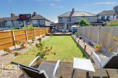 38 Ardwell Avenue, Barkingside, Ilford, IG6 1AW