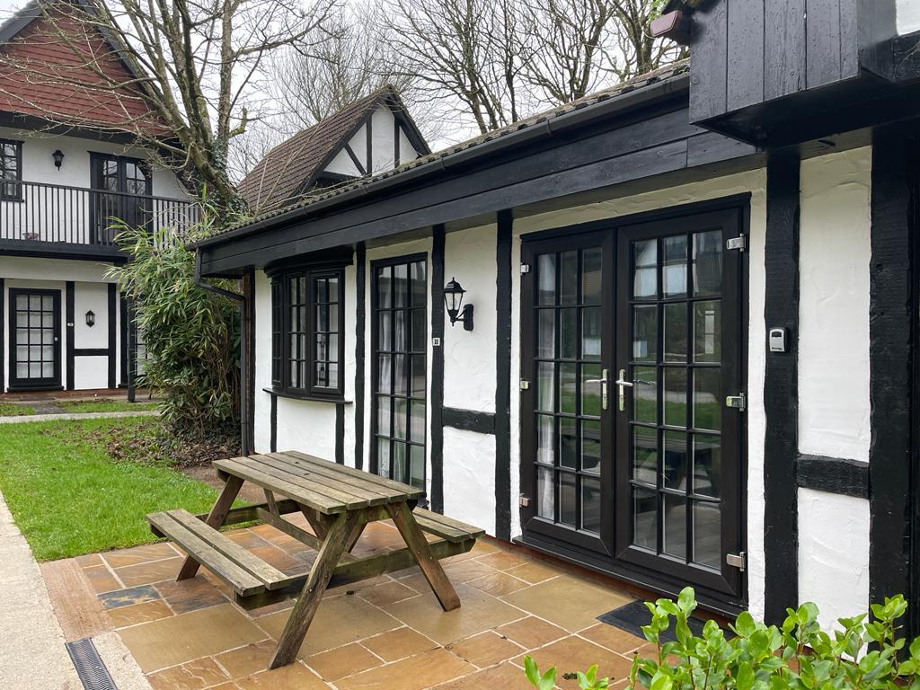 2 bedroom bungalows for sale