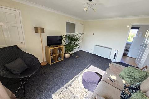 2 bedroom flat to rent, Cateran Way, Cramlington