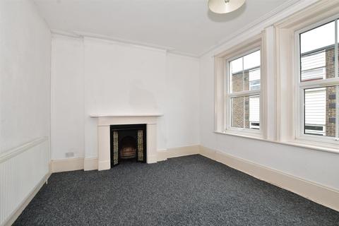 43d Eaton Road, Sutton, SM2 5ED