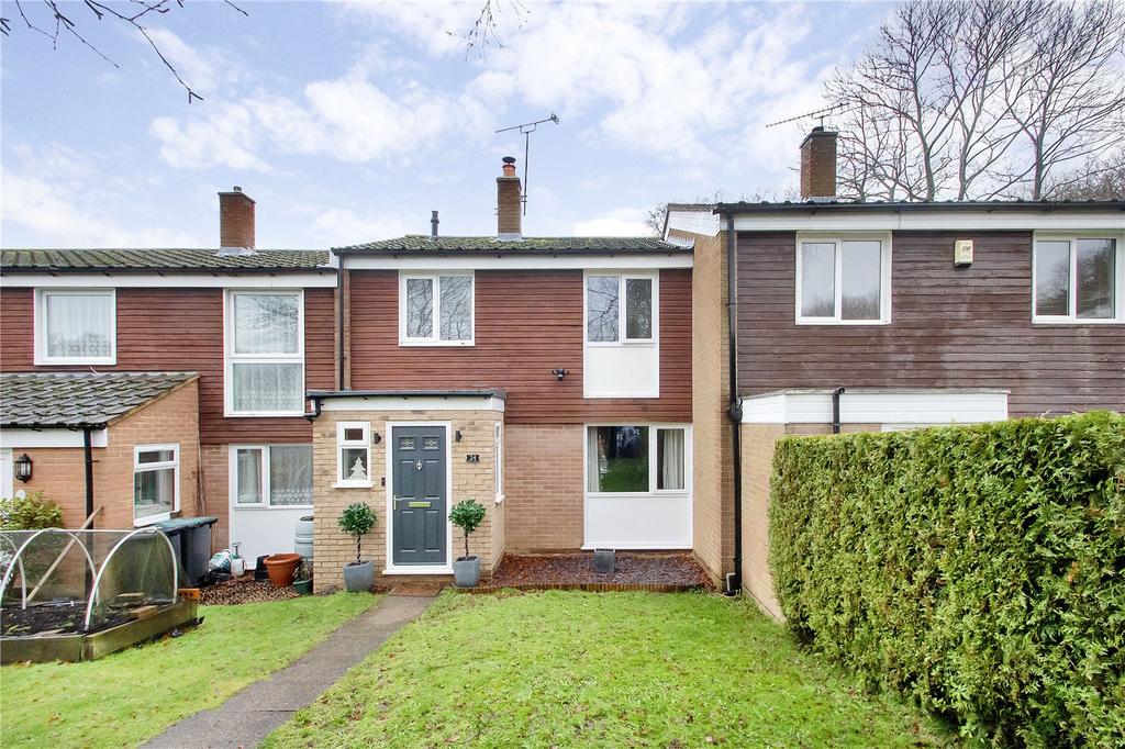 Beech Mast, Vigo, Gravesend, Kent, DA13 3 bed terraced house for sale