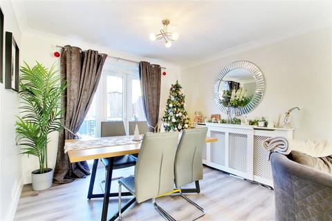 24 Beech Mast, Vigo, Gravesend, DA13 0SX