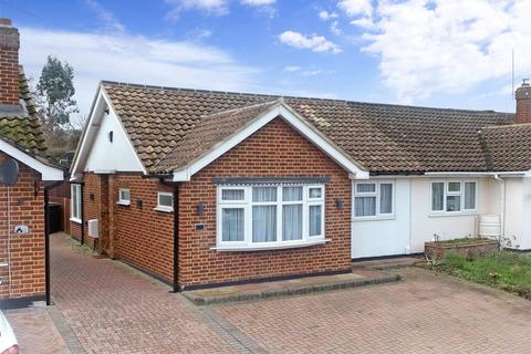 2 bedroom semi-detached bungalow for sale - Windsor Gardens, Wickford, Essex