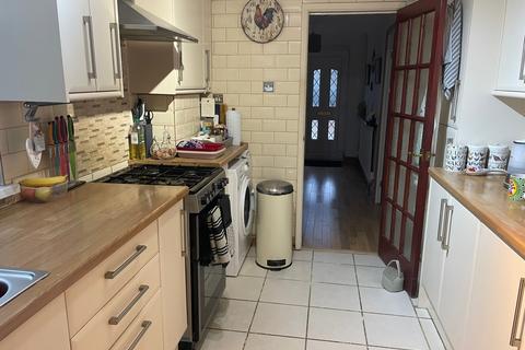 26 Arno Road, Barry, CF63 2AS
