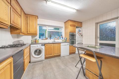 47 Boundary Way, Croydon, CR0 5AU