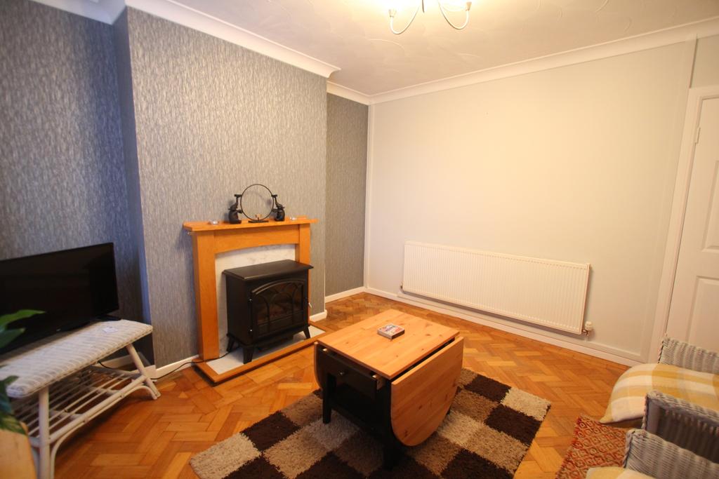 Purcell Road, Llanrumney, Cardiff... 4 bed semidetached house £310,000