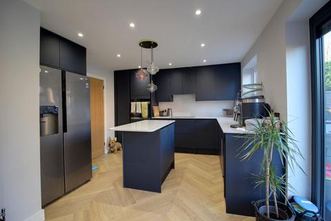 47 Adwell Drive, Lower Earley, Reading, RG6 4JY