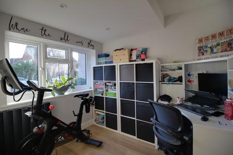 47 Adwell Drive, Lower Earley, Reading, RG6 4JY