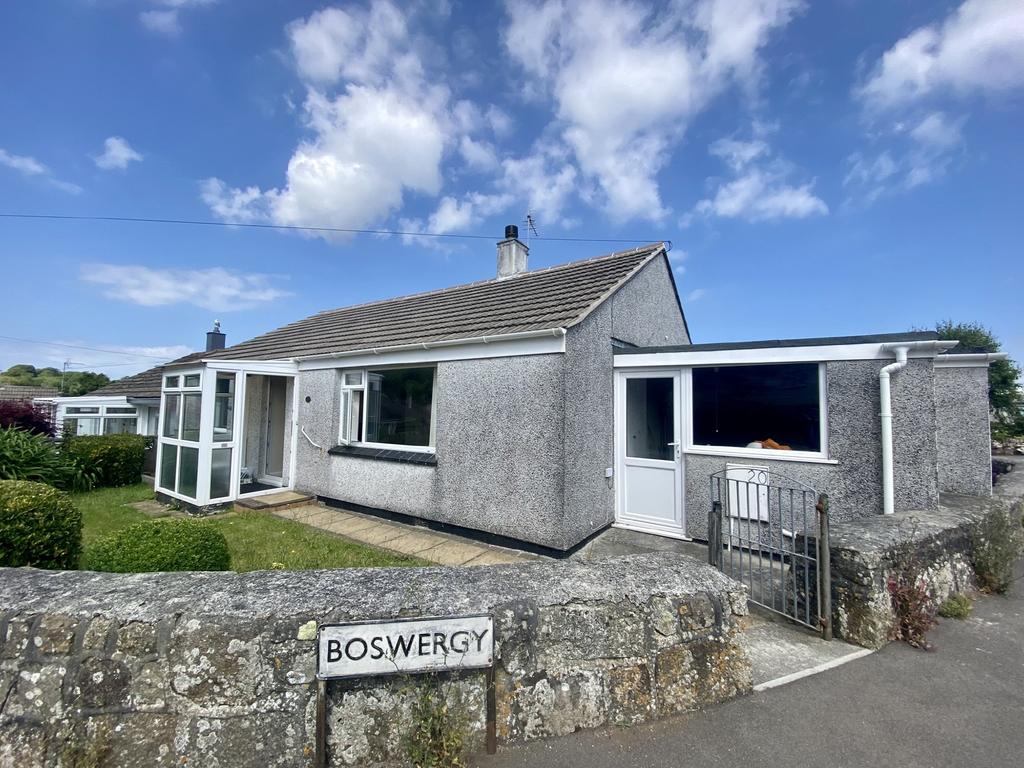 3 bedroom bungalows for sale