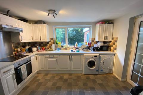 1 bedroom in a house share to rent - The Green, Bracknell, Berkshire, RG12