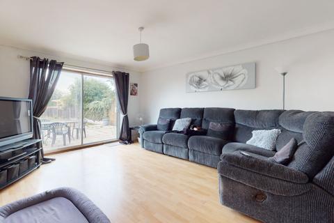 54 Stifford Road, Aveley, South Ockendon, RM15 4AA