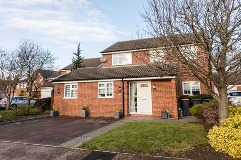 26 Brampton Close, Bedford, MK42 0HD
